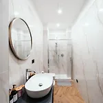 George's Suite&spa With Parking * コモ