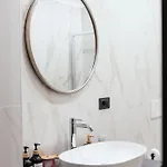George's Suite&spa With Parking アパート