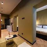 George's Suite&spa With Parking アパート コモ