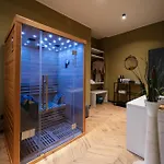 アパート George's Suite&spa With Parking コモ