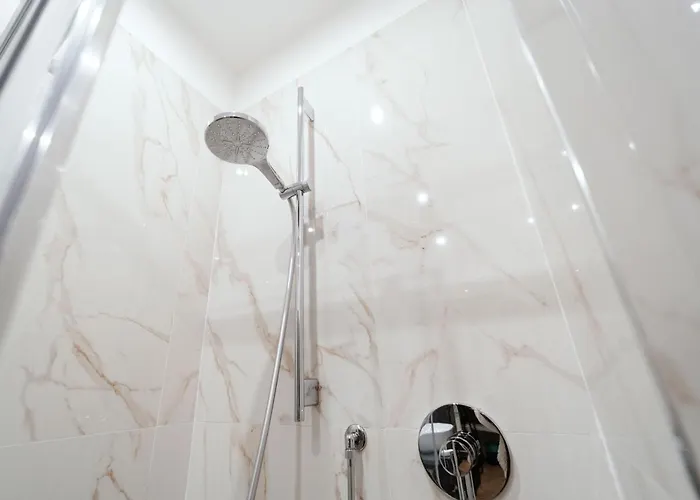 George's Suite&spa With Parking Apartmán