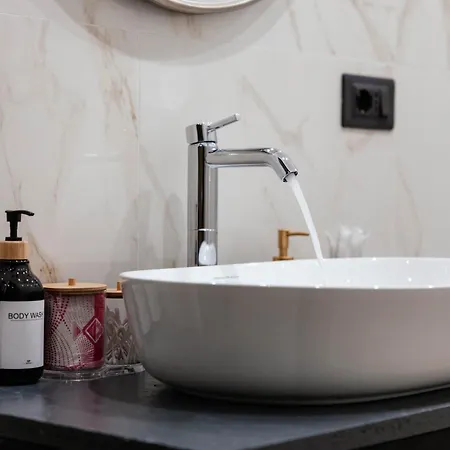 George's Suite&spa With Parking