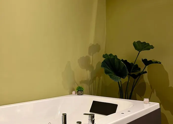 アパート George's Suite&spa With Parking *