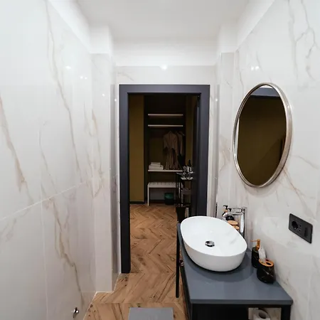 アパート George's Suite&spa With Parking *